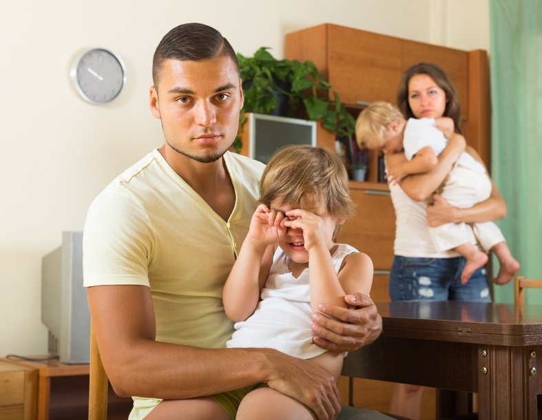 10 SIGNS OF PARENTAL ALIENATION DURING DIVORCE